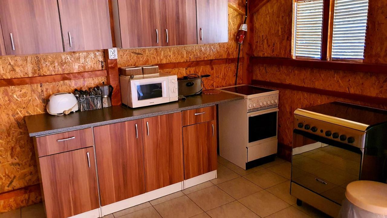 La Podul Gornii Hotell Gornea Eksteriør bilde